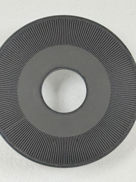 การตัดซิลิคอนเวเฟอร์ด้วยเลเซอร์วอเตอร์เจ็ทสำหรับการสร้างพื้นผิวขนาดเล็ก